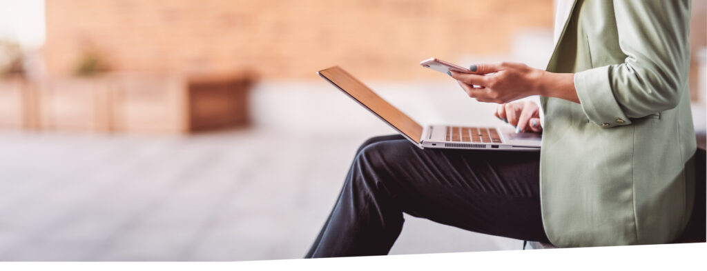 •	Según datos de INCIBE, 6 de cada 10 ciberestafas se producen a través de mensajes o correos electrónicos.